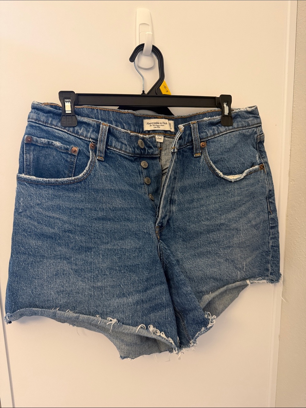Abercrombie & Fitch Distressed High-Rise Denim Shorts - Blue Wash curve love